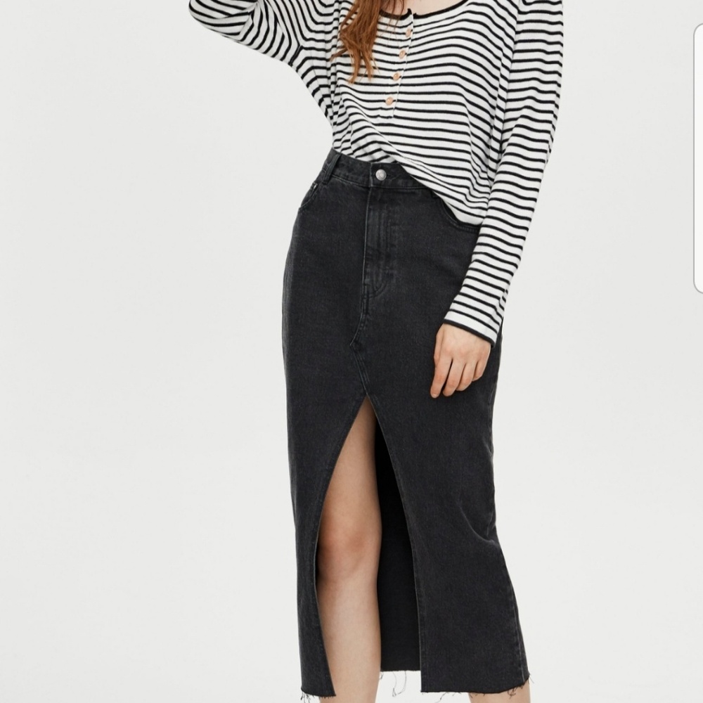 Pull and bear Jean skirt